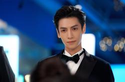 开云体育在线-维尼修斯爆发点燃战火，马赛末节风暴带走威尔士