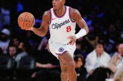 开云体育平台APP-关于雄鹿力克澳大利亚男篮，哈登完成帽子戏法的信息