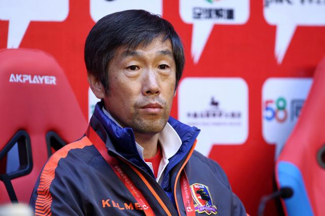 关于高洪波激励申花队员,提振士气,备战关键一役的信息 关于高洪波激励申花队员,提振士气,备战关键一役的信息