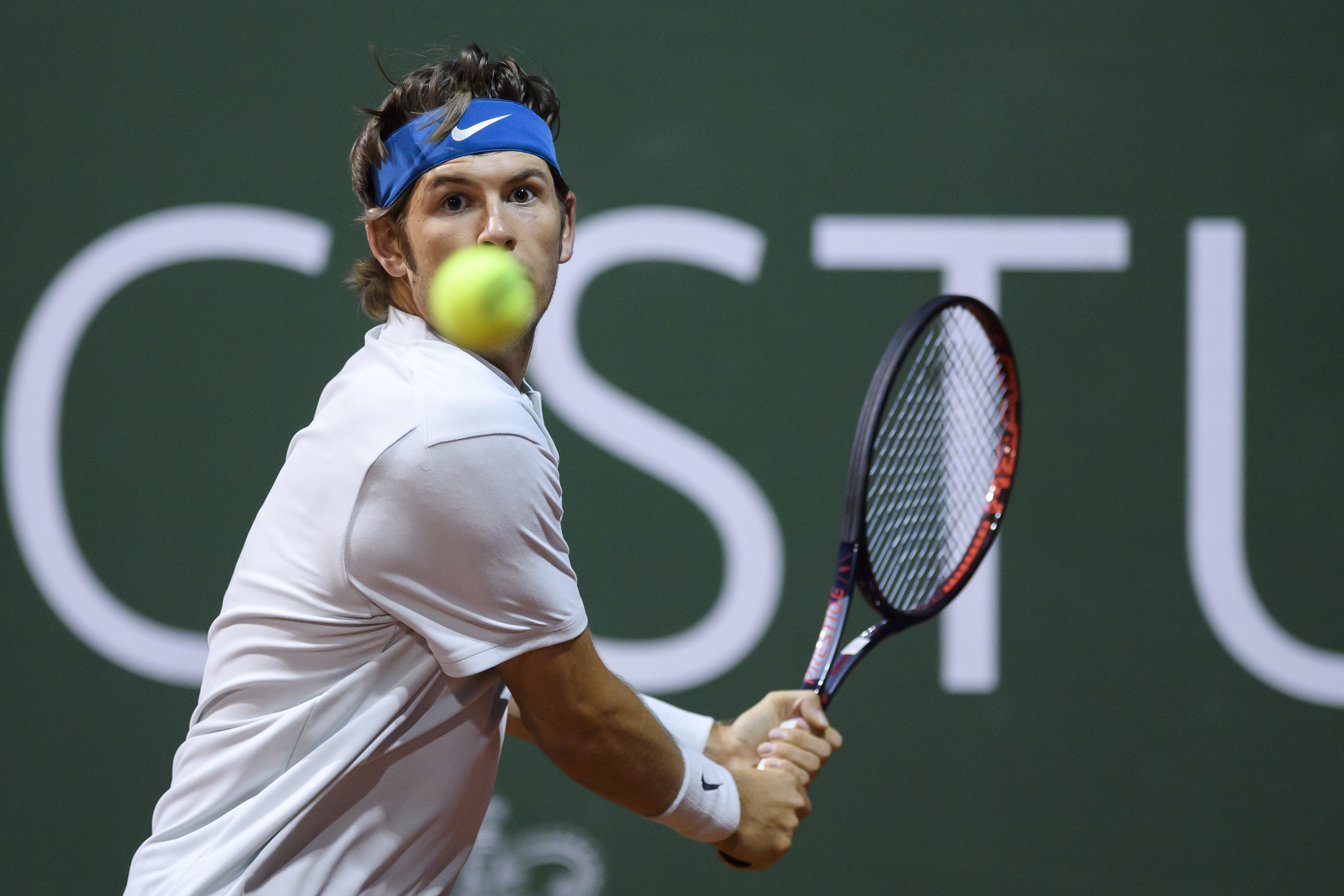 包含美国网球队鏖战日本网球队,瓦林卡打破历史纪录的词条 包含美国网球队鏖战日本网球队,瓦林卡打破历史纪录的词条