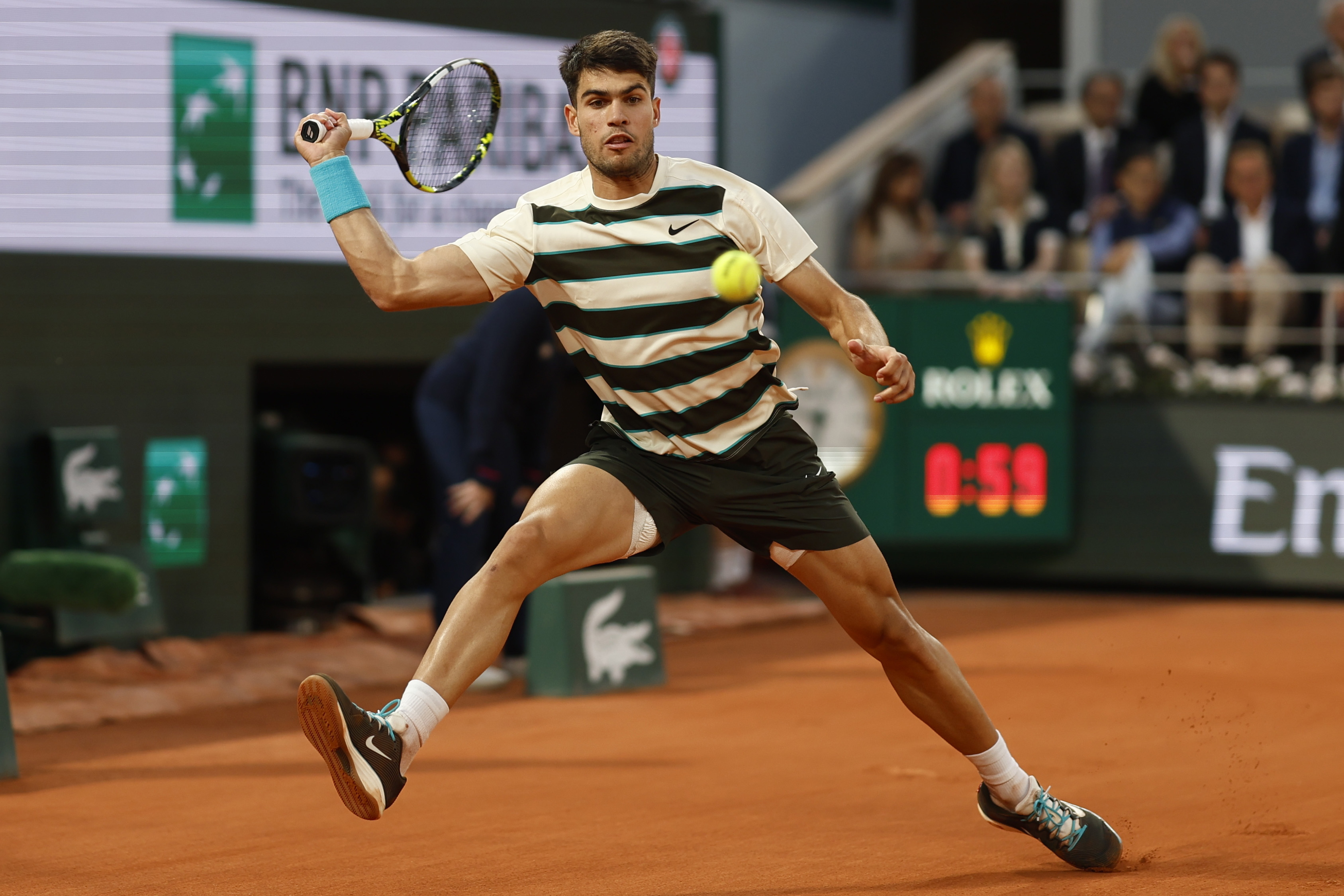 美国网球队翻盘英国网球队，阿尔卡拉斯制霸全场的简单介绍