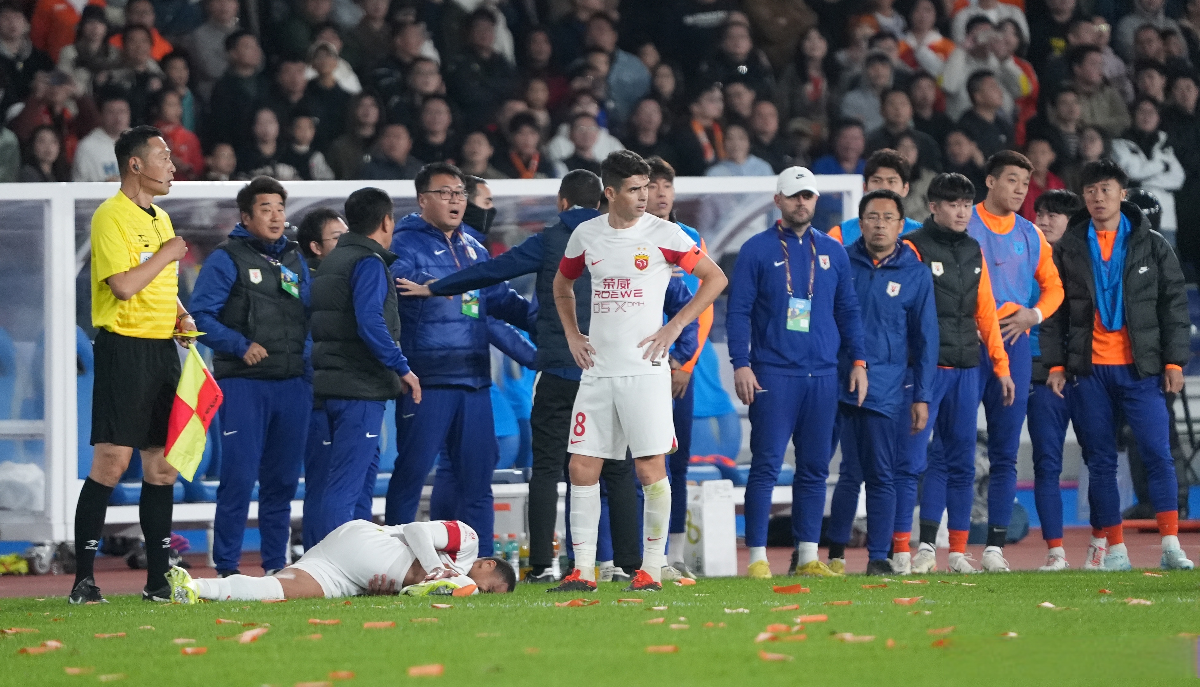 足协杯赛场上演精彩一幕，球队实力迅速提升的简单介绍