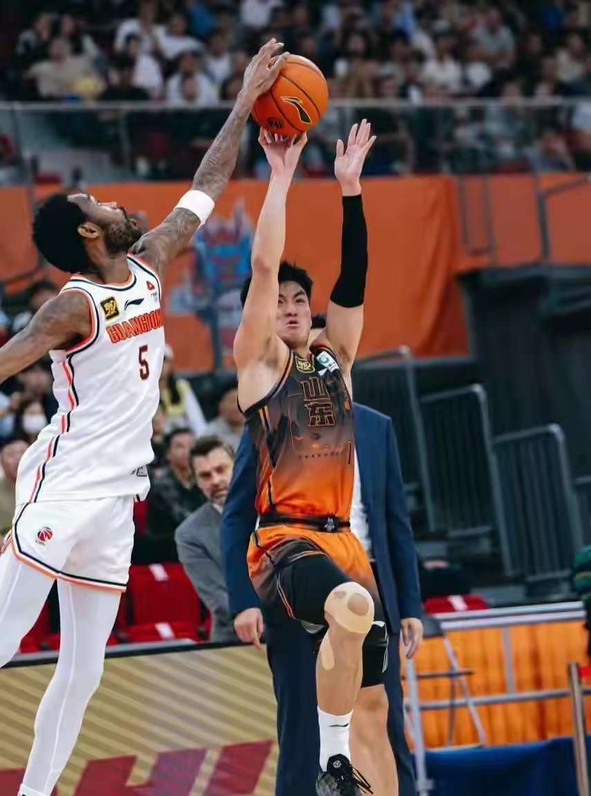 包含广东男篮背水一战，能否实现逆袭？的词条