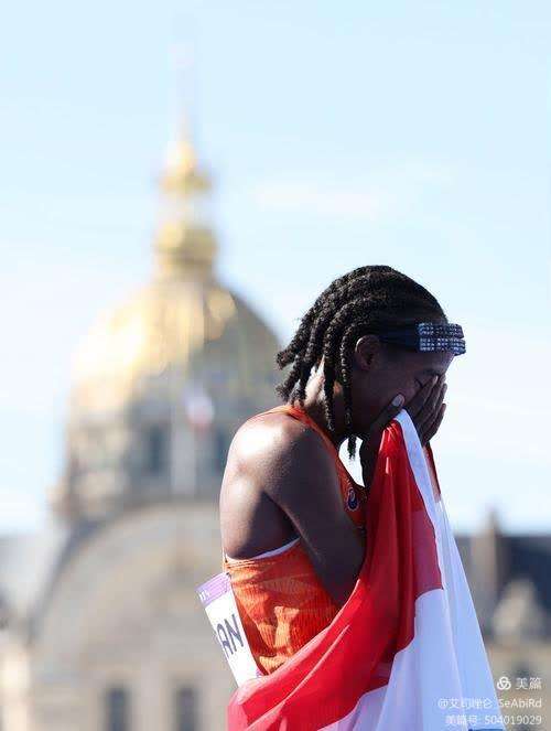 瑞士代表团在滑雪项目中斩获多金，实现壮举的简单介绍