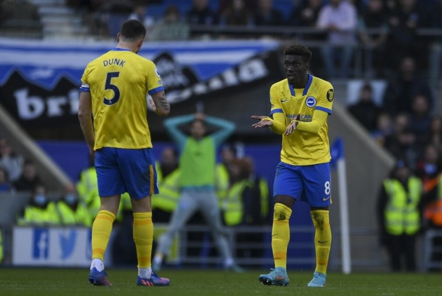 布莱顿遭遇连败,保级压力加大 布莱顿遭遇连败,保级压力加大