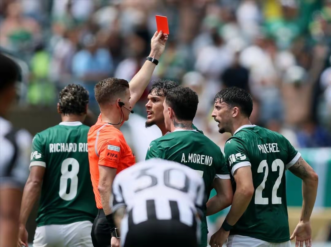 关于新赛季南美洲足球热情高涨,顶级对决令人期待的信息 关于新赛季南美洲足球热情高涨,顶级对决令人期待的信息