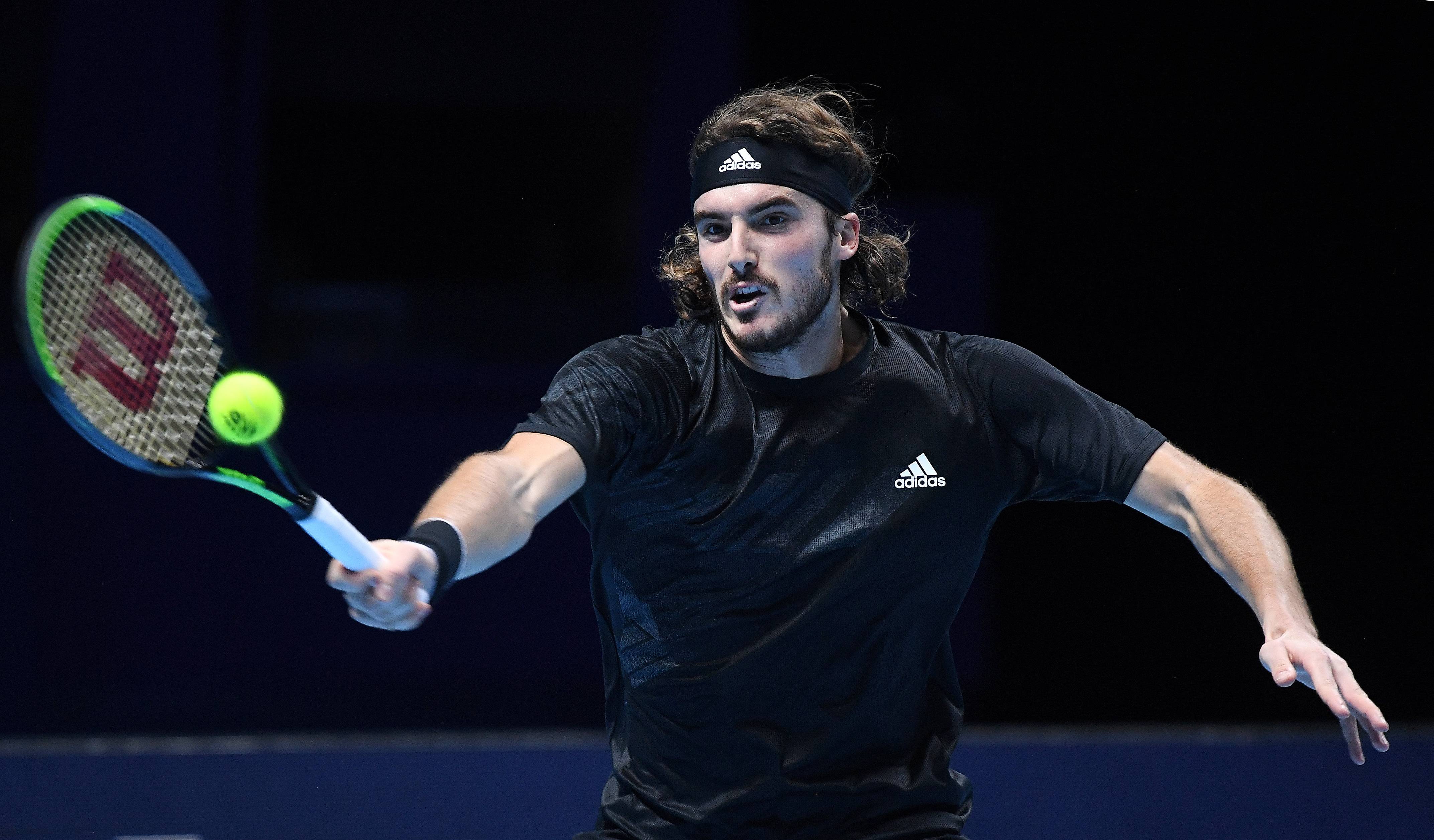 包含ATP总决赛绝杀戴维斯杯，西西帕斯状态火热的词条