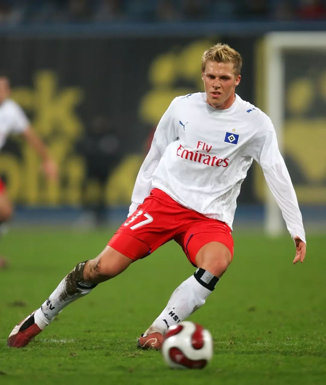 汉堡主场被杜塞尔多夫绝杀，遭遇败仗的简单介绍