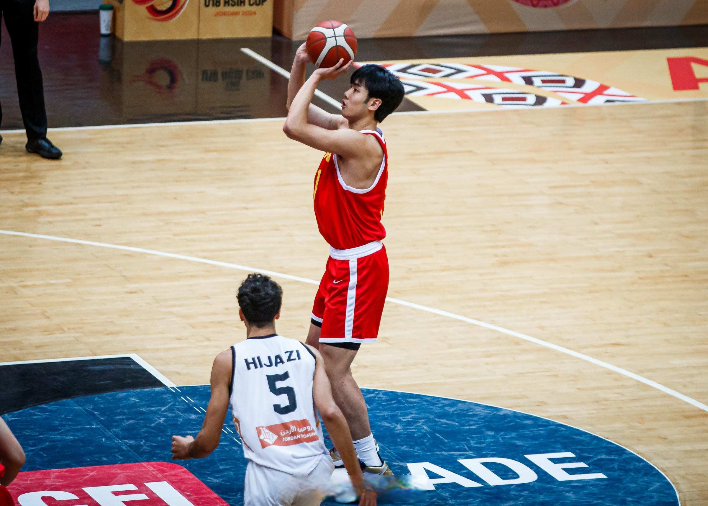 包含美国男篮绝地反击南韩男篮，阿德巴约关键制胜的词条