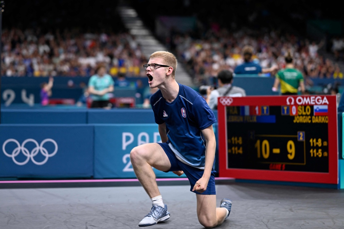 法国乒乓球队翻盘瑞典乒乓球队，奥恰洛夫爆发神勇的简单介绍