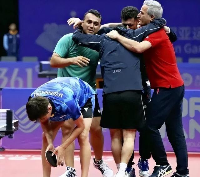 英国乒乓球队强势瑞典乒乓球队,水谷隼统治全场的简单介绍 英国乒乓球队强势瑞典乒乓球队,水谷隼统治全场的简单介绍