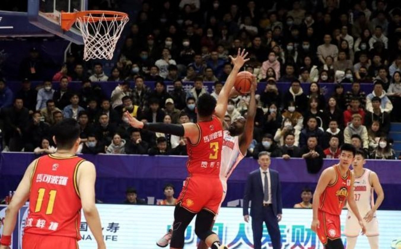 关于广东客场战胜四川，再获胜利的信息