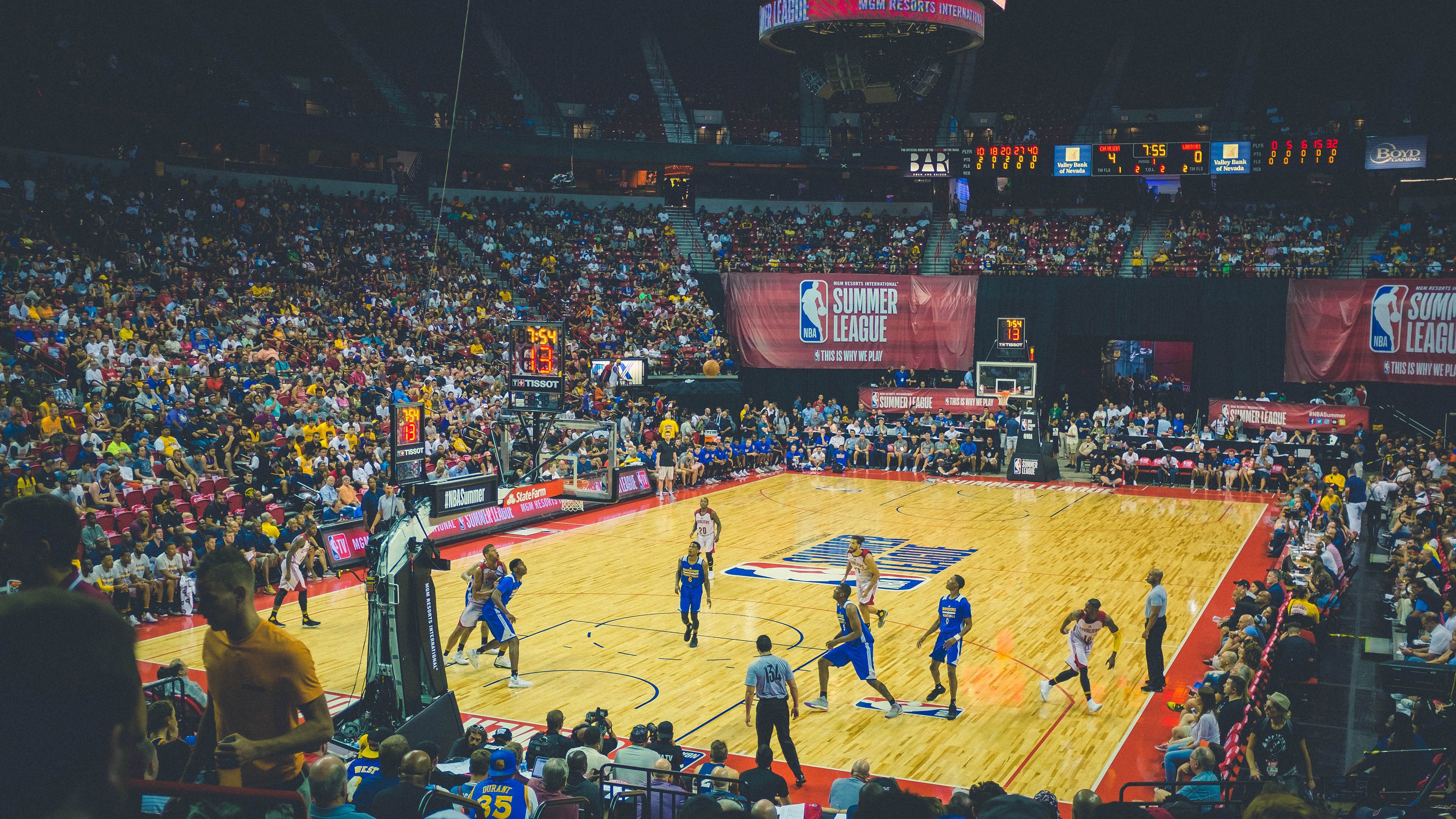 奥运周期关键战之夜，京多安扛起全队