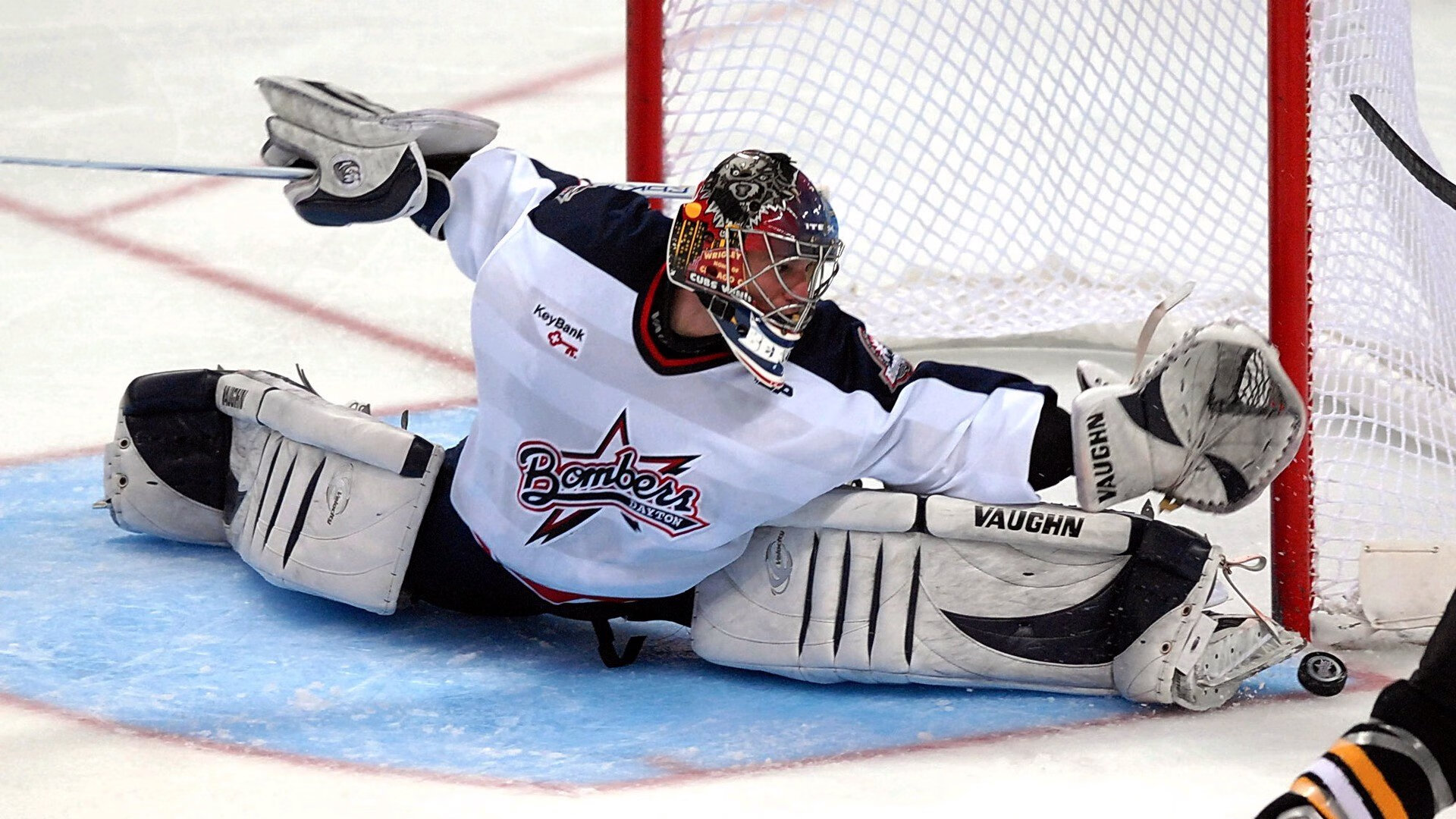 宿命对决的终章,波士顿钢铁防线碾碎达拉斯幻想,库里三双成唯一注脚